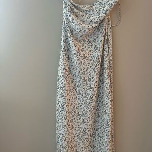 Abercrombie& Fitch Satin Floral Midi Dress